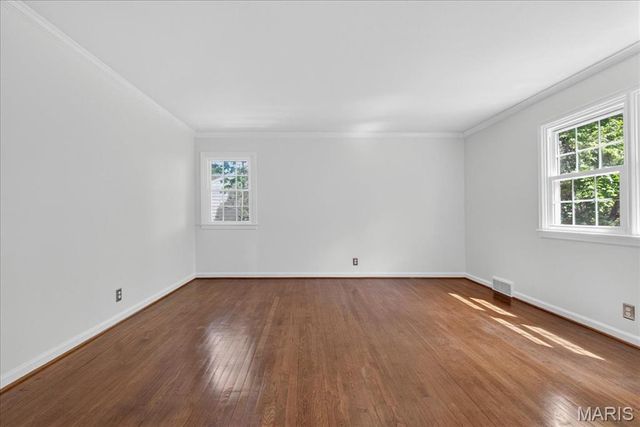 702 E Monroe Avenue, St Louis, MO 63122