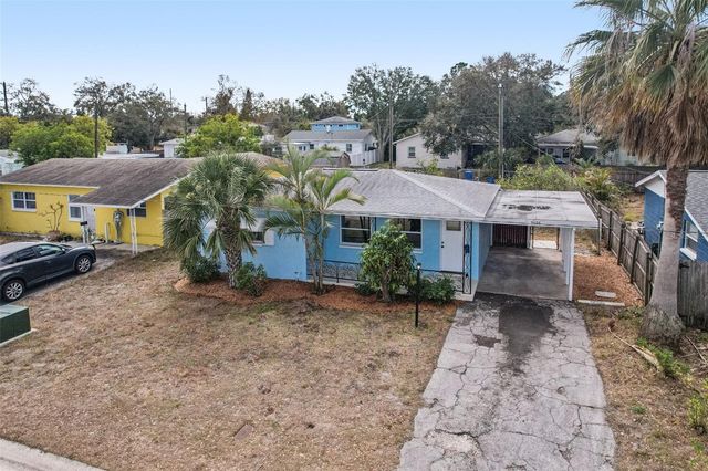 5428 BURLINGTON AVENUE N, St Petersburg, FL 33710