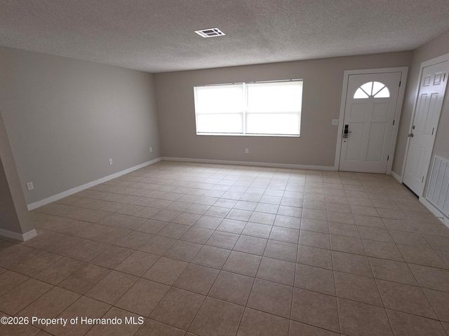 6143 Alderwood Street, Spring Hill, FL 34606