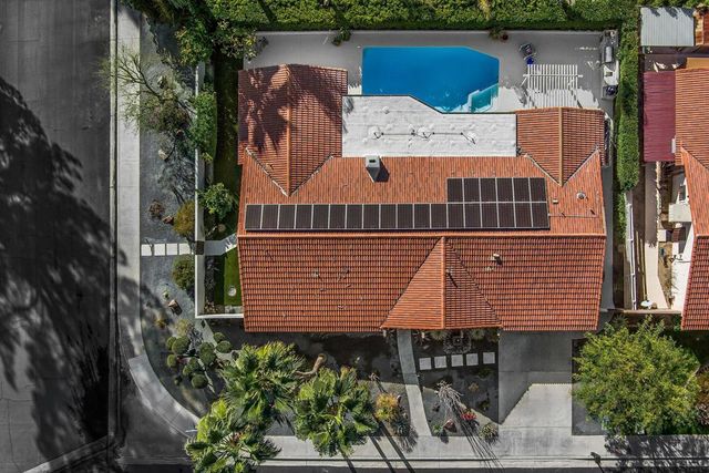 2997 E Alta Loma Drive, Palm Springs, CA 92264