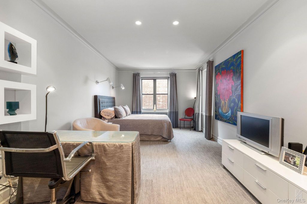 25-40 31st Avenue 6F, Astoria, NY 11106 — photo 2