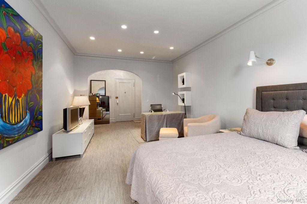 25-40 31st Avenue 6F, Astoria, NY 11106 — photo 5