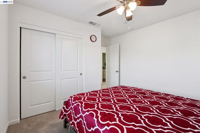 1449 Dorona Ln, Manteca, CA 95336
