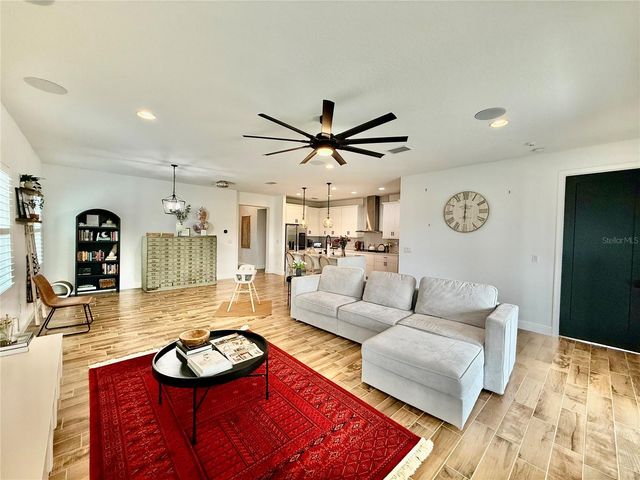 12613 SHETLAND WALK DRIVE, Lithia, FL 33547