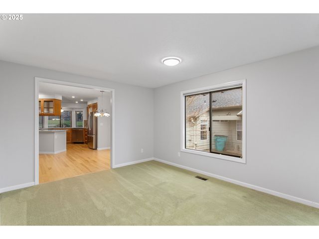 3007 Se SPYGLASS Dr, Vancouver, WA 98683