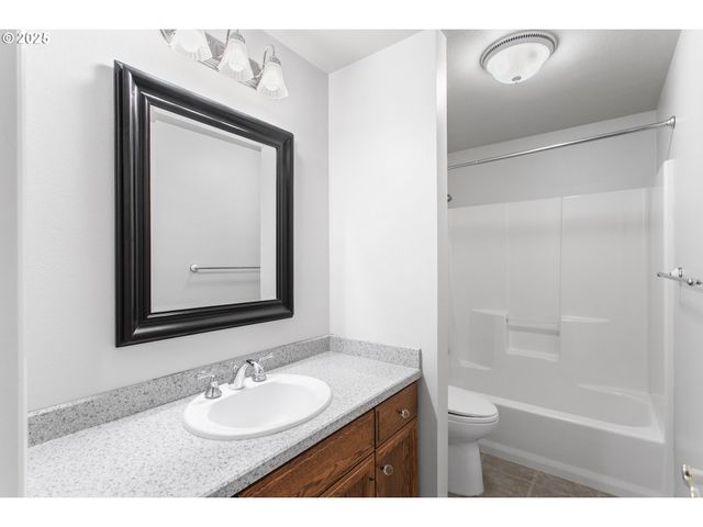 3007 Se SPYGLASS Dr, Vancouver, WA 98683