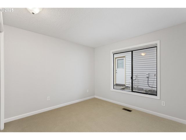 3007 Se SPYGLASS Dr, Vancouver, WA 98683