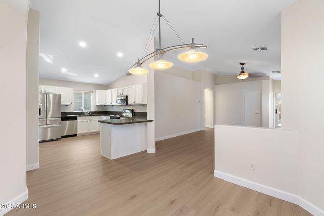 4315 E GLENHAVEN Drive, Phoenix, AZ 85048