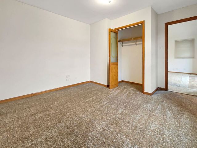 16621 84th Avenue, Tinley Park, IL 60477
