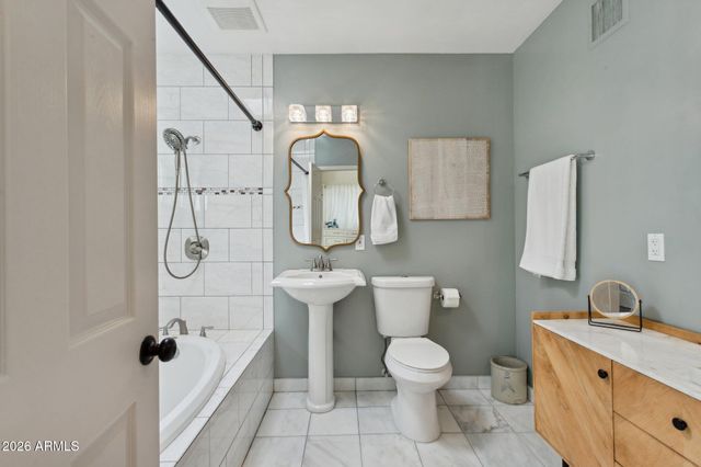 6119 E CARNATION Circle, Phoenix, AZ 85018