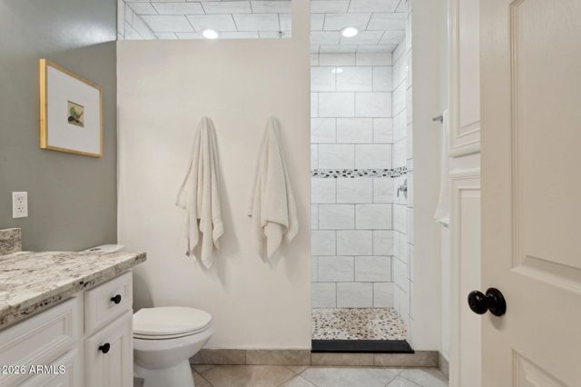 6119 E CARNATION Circle, Phoenix, AZ 85018