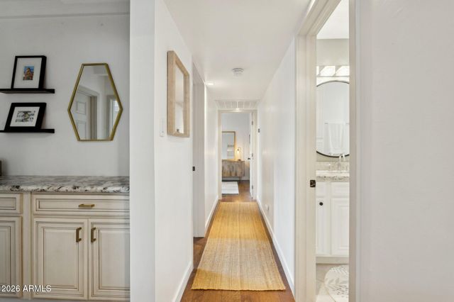 6119 E CARNATION Circle, Phoenix, AZ 85018