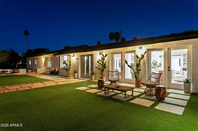 6119 E CARNATION Circle, Phoenix, AZ 85018