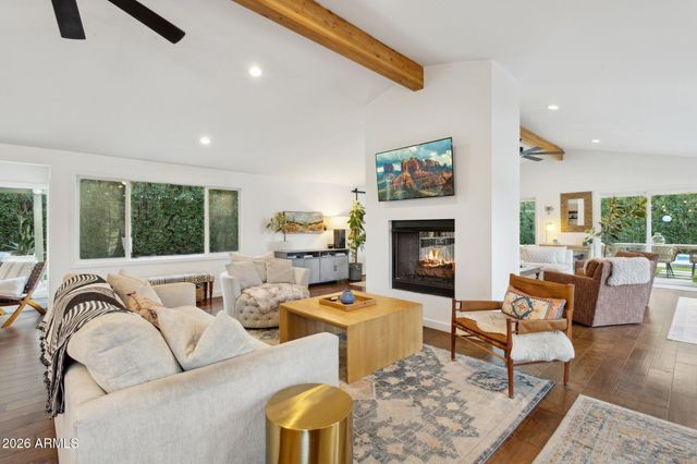 6119 E CARNATION Circle, Phoenix, AZ 85018