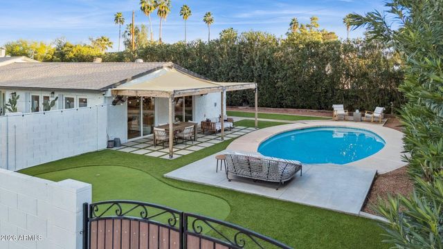 6119 E CARNATION Circle, Phoenix, AZ 85018