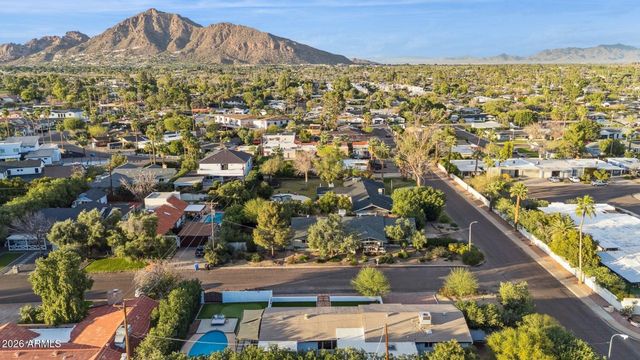 6119 E CARNATION Circle, Phoenix, AZ 85018