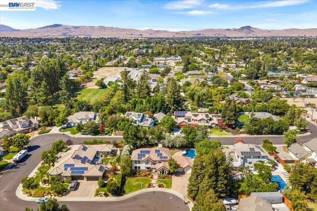 4482 Guilford, Livermore, CA 94550