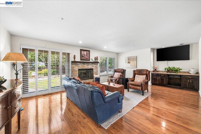 4482 Guilford, Livermore, CA 94550