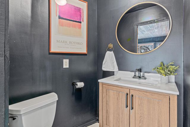 14419 Woodhill Circle, Minnetonka, MN 55345