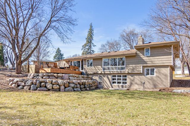 14419 Woodhill Circle, Minnetonka, MN 55345