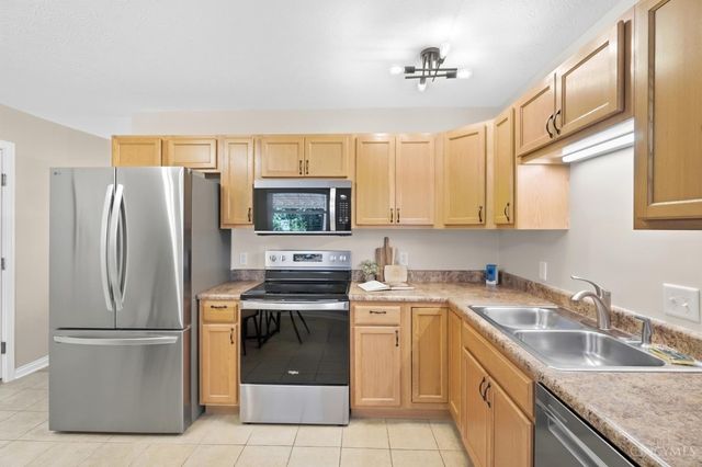 904 Hartz Drive, Lebanon, OH 45036