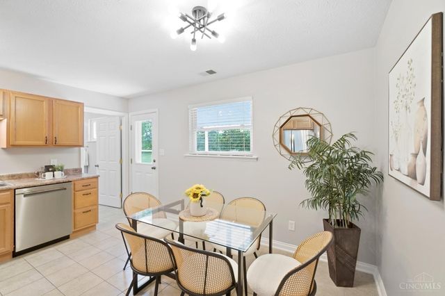 904 Hartz Drive, Lebanon, OH 45036