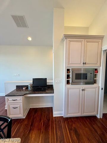 35685 Galalina Boulevard, Eastlake, OH 44095