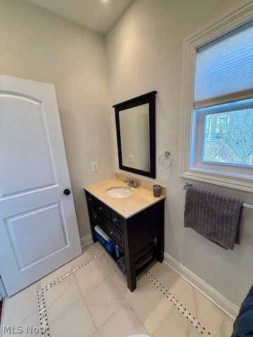 35685 Galalina Boulevard, Eastlake, OH 44095