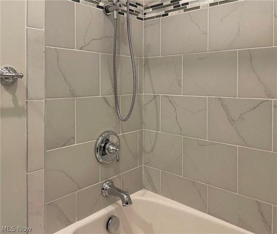 35685 Galalina Boulevard, Eastlake, OH 44095