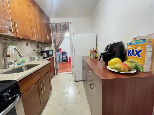 43-35 union Street 2M, Flushing, NY 11355