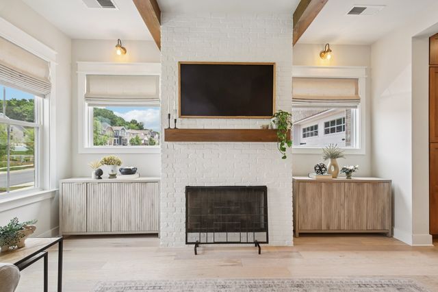 1032 Pebble Run Rd, Hendersonville, TN 37075