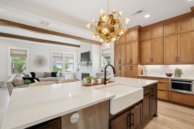 1032 Pebble Run Rd, Hendersonville, TN 37075