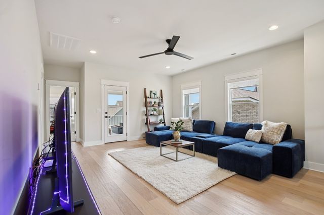 1032 Pebble Run Rd, Hendersonville, TN 37075