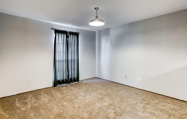 5656 Pearce Street, The Colony, TX 75056