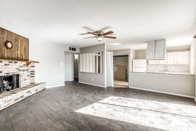 5656 Pearce Street, The Colony, TX 75056