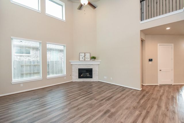 7322 Perching Hawk Trail, Katy, TX 77493