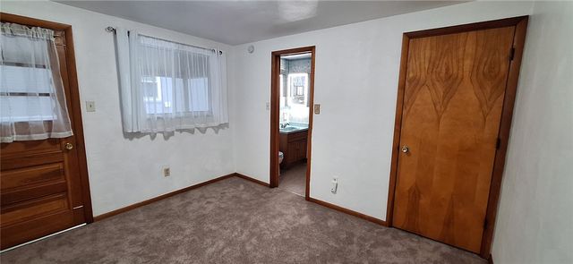 5124 Carnegie St, Lawrenceville, PA 15201