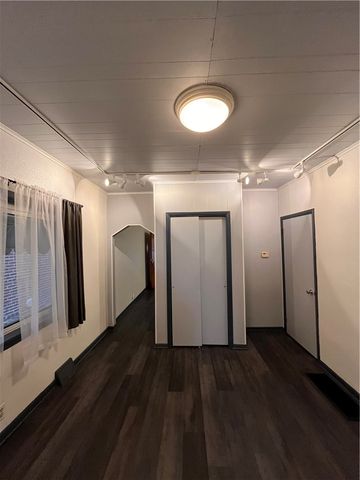 5124 Carnegie St, Lawrenceville, PA 15201