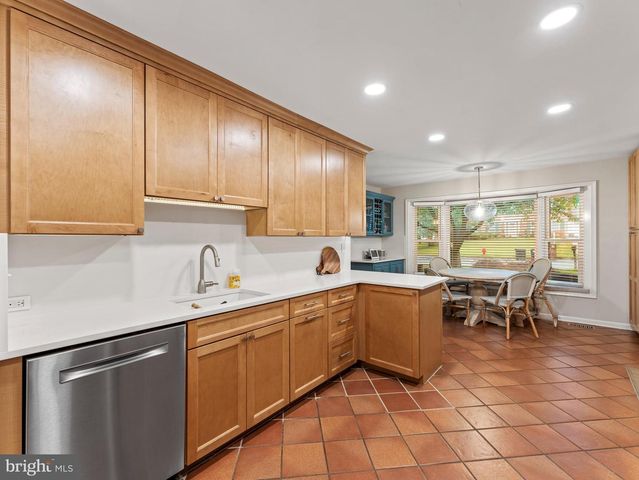 610 KEARNEY CT SW, Vienna, VA 22180