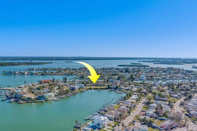 717 SUNSET COVE, Madeira Beach, FL 33708
