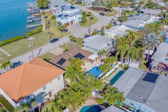 717 SUNSET COVE, Madeira Beach, FL 33708