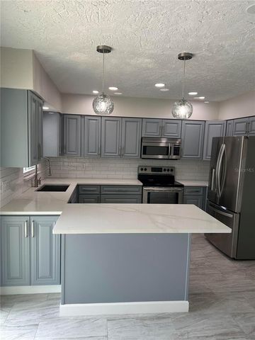 717 SUNSET COVE, Madeira Beach, FL 33708