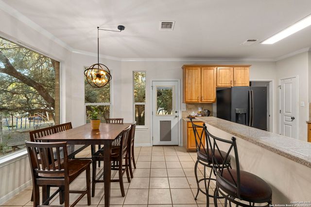 9119 Cap Mountain Dr, San Antonio, TX 78255