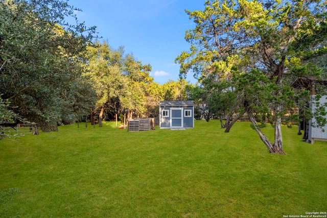 9119 Cap Mountain Dr, San Antonio, TX 78255