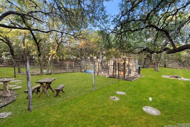 9119 Cap Mountain Dr, San Antonio, TX 78255