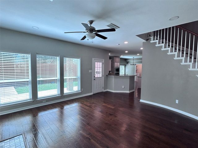 2634 Lakeforest Court, Dallas, TX 75214