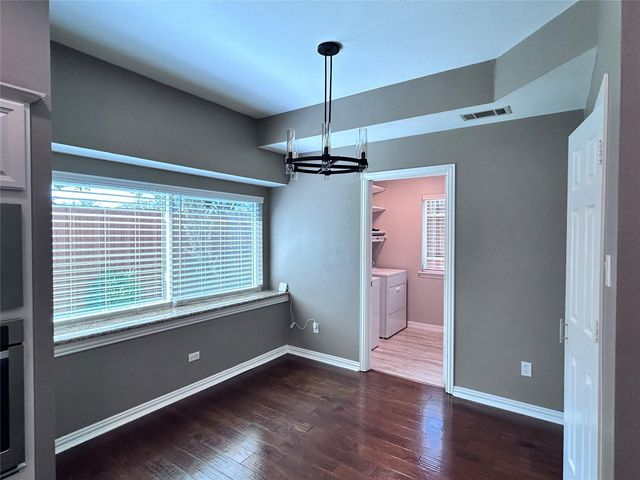 2634 Lakeforest Court, Dallas, TX 75214
