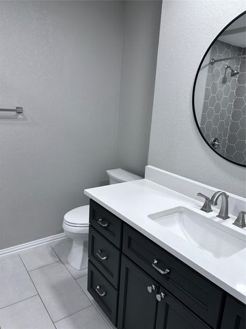 2634 Lakeforest Court, Dallas, TX 75214