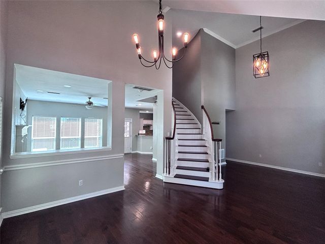 2634 Lakeforest Court, Dallas, TX 75214