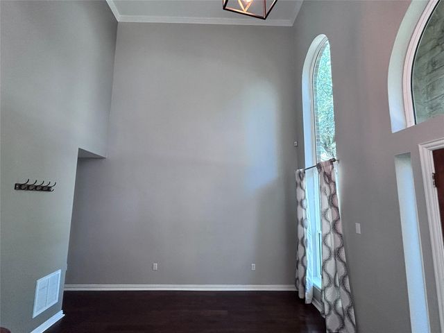 2634 Lakeforest Court, Dallas, TX 75214